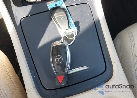 2015 Mercedes-Benz Cla 250 z USA, uszkodzony, nr VIN WDDSJ4EBXFN184548